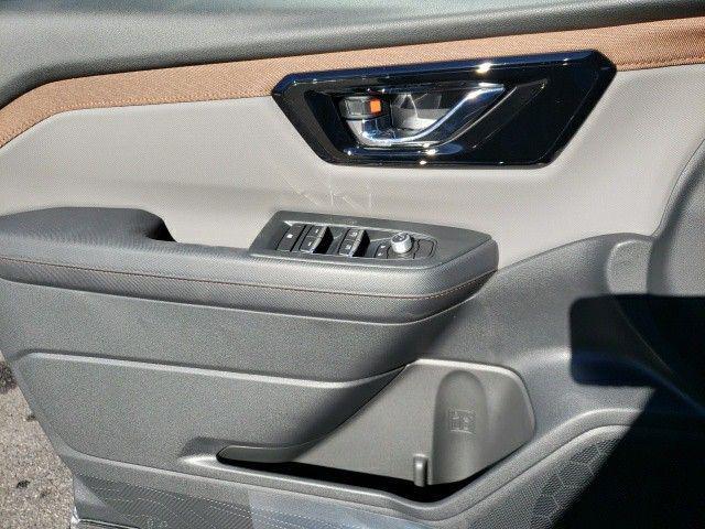 Photo of 2025 Magnetite Gray Metallic Subaru Forester