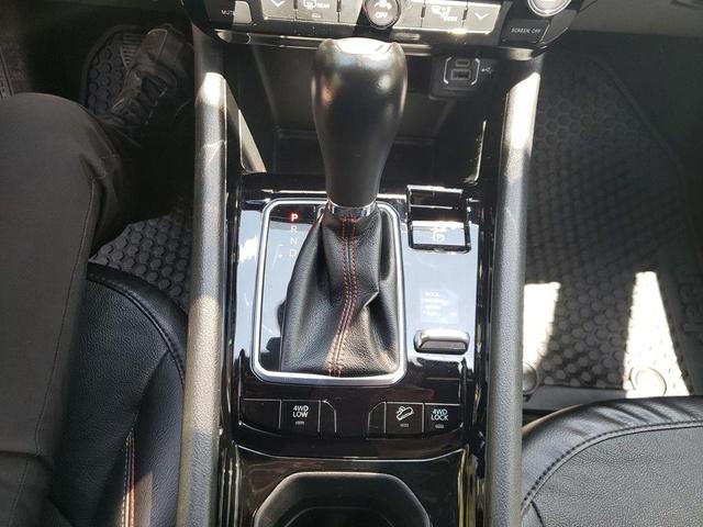 Photo of 2023 Redline Pearlcoat Jeep Compass
