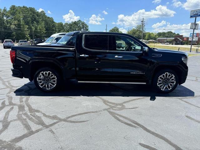 Photo of 2023 Onyx Black GMC Sierra 1500