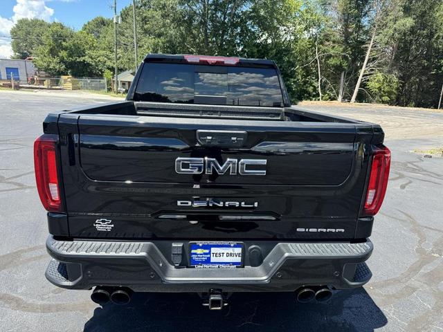 Photo of 2023 Onyx Black GMC Sierra 1500