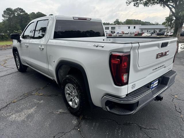Photo of 2023 Summit White GMC Sierra 1500