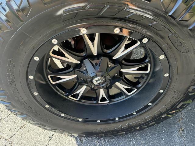 Photo of 2022 Onyx Black GMC Sierra 2500