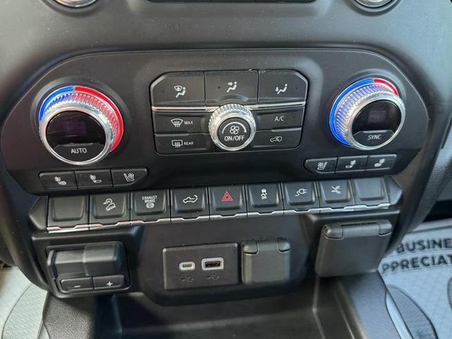 Photo of 2022 Onyx Black GMC Sierra 2500