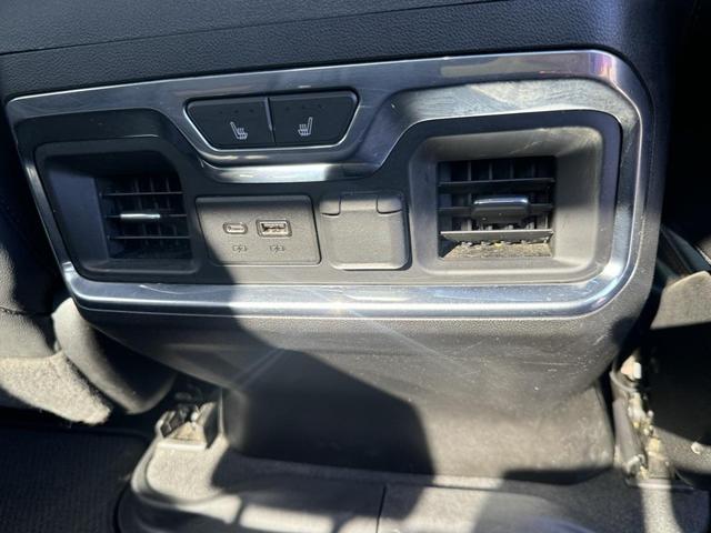 Photo of 2022 Onyx Black GMC Sierra 2500