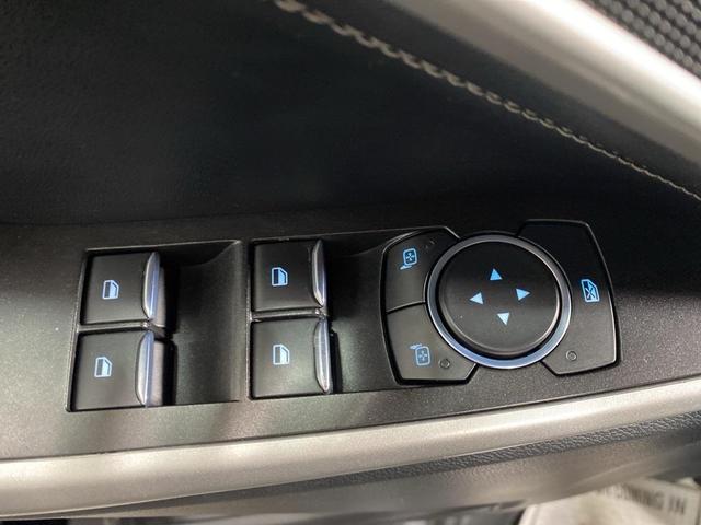 Photo of 2022 Carbonized Gray Metallic Ford Explorer