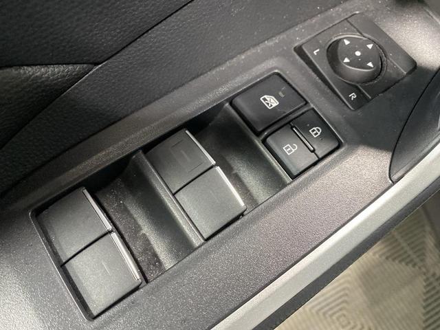 Photo of 2023 Ice Cap Toyota RAV4 Prime