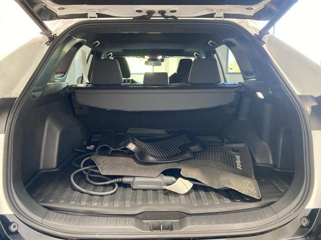 Photo of 2023 Ice Cap Toyota RAV4 Prime