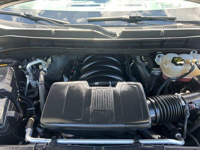 Photo of 2023 Black Chevrolet Suburban