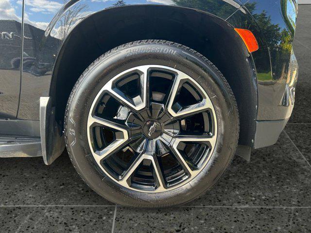 Photo of 2023 Black Chevrolet Suburban
