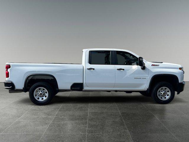 Photo of 2022 Summit White Chevrolet Silverado 3500