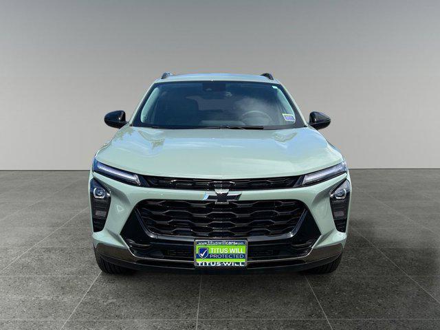 Photo of 2024 Cacti Green Chevrolet Trax