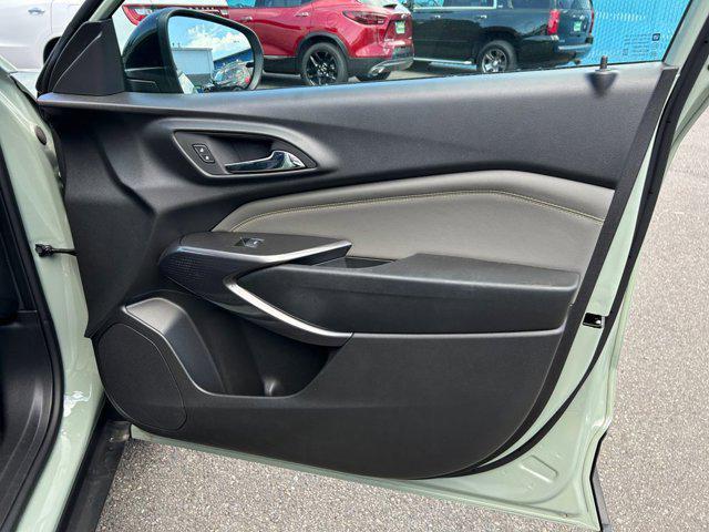Photo of 2024 Cacti Green Chevrolet Trax