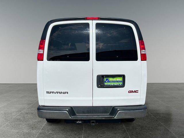 Photo of 2019 Summit White GMC Savana 3500