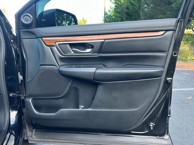 Photo of 2017 Black Honda CR-V