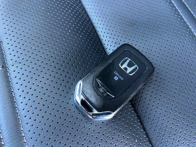 Photo of 2017 Black Honda CR-V
