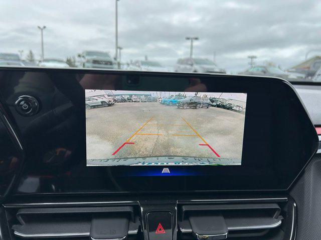 Photo of 2025 Iridescent Pearl Tricoat Chevrolet Trailblazer