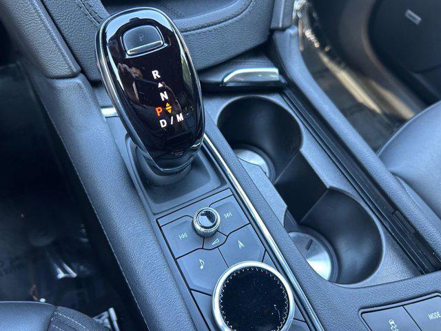Photo of 2024 Stellar Black Metallic Cadillac XT6