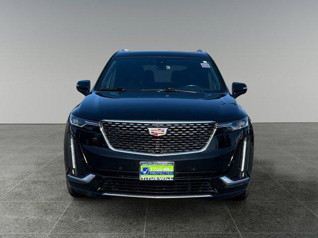 Photo of 2024 Stellar Black Metallic Cadillac XT6