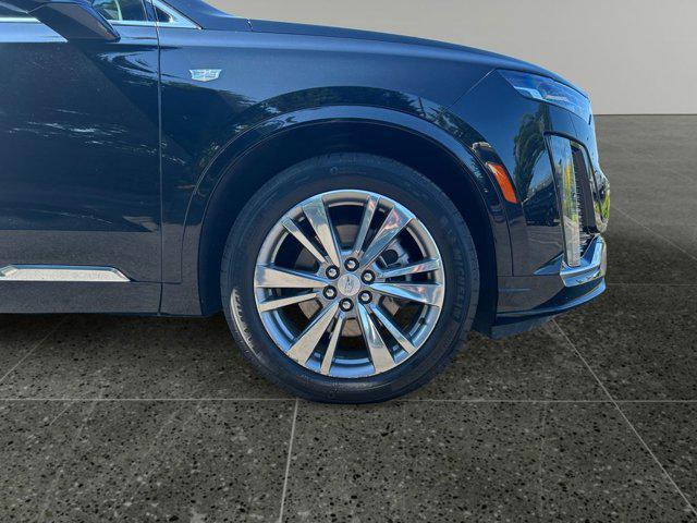 Photo of 2024 Stellar Black Metallic Cadillac XT6