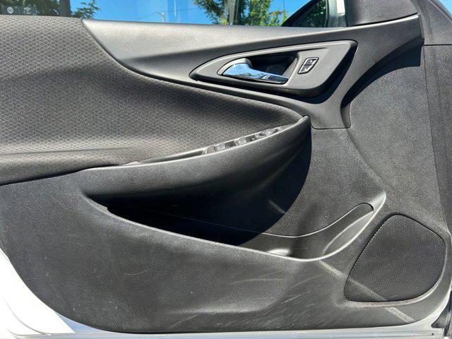 Photo of 2020 Summit White Chevrolet Malibu