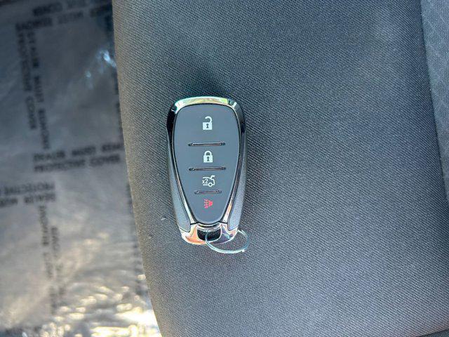 Photo of 2020 Summit White Chevrolet Malibu