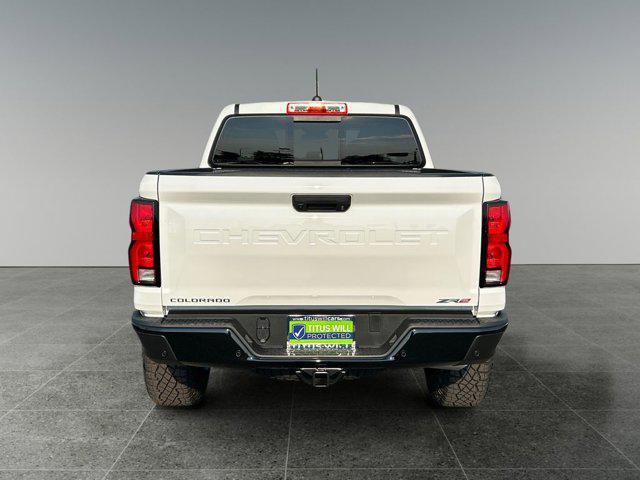Photo of 2026 Summit White Chevrolet Colorado