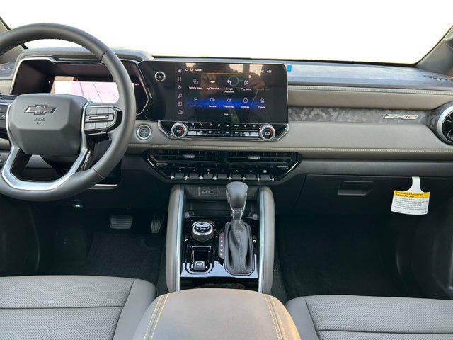 Photo of 2026 Summit White Chevrolet Colorado