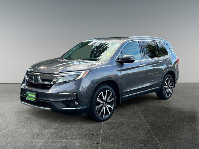 Photo of 2021 Gray Honda Pilot