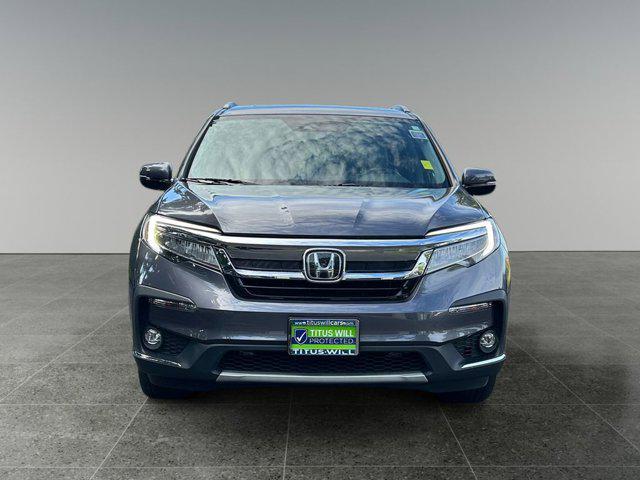 Photo of 2021 Gray Honda Pilot