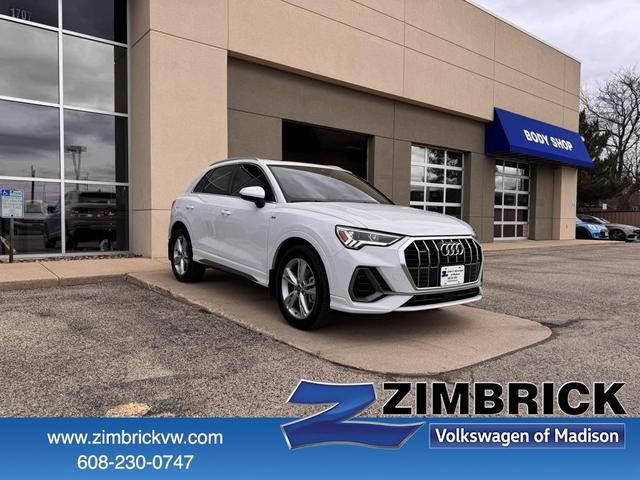 2022 Audi Q3