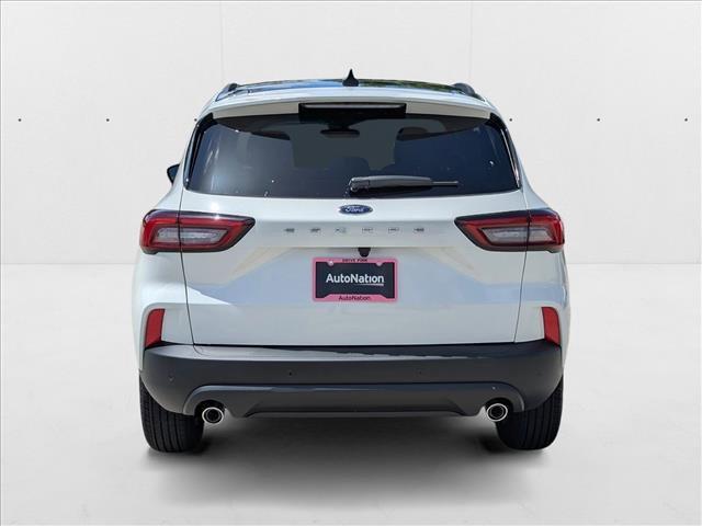 Photo of 2025 Star White Metallic Tri-Coat Ford Escape