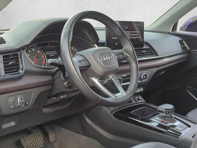 Photo of 2021 Navarra Blue Metallic Audi Q5
