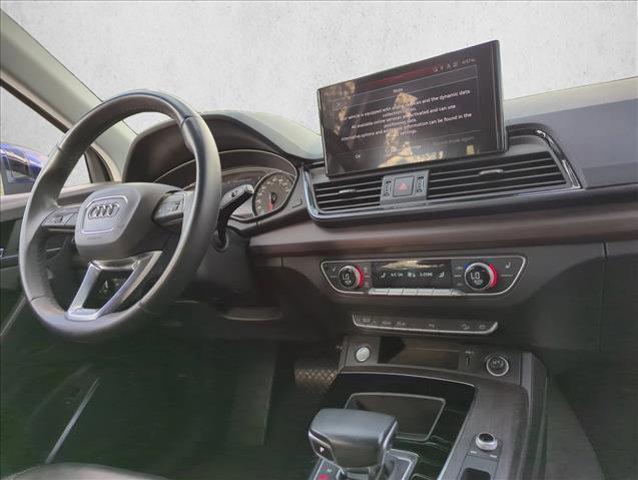 Photo of 2021 Navarra Blue Metallic Audi Q5