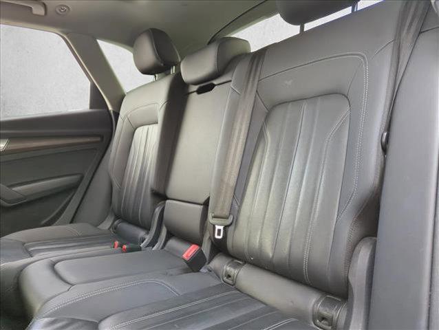 Photo of 2021 Navarra Blue Metallic Audi Q5