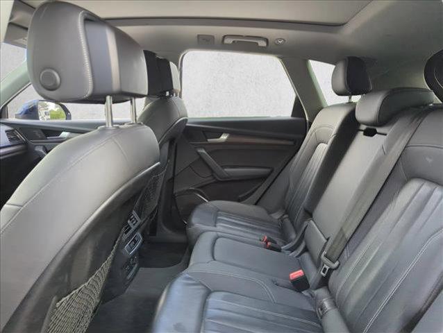 Photo of 2021 Navarra Blue Metallic Audi Q5