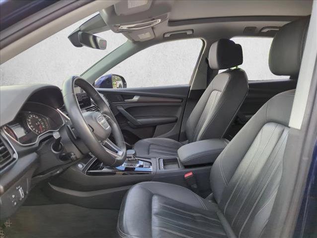 Photo of 2021 Navarra Blue Metallic Audi Q5