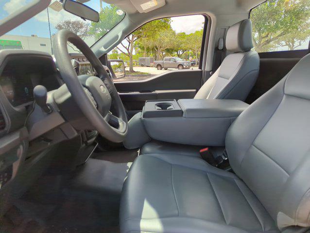 Photo of 2024 Oxford White Ford F-150
