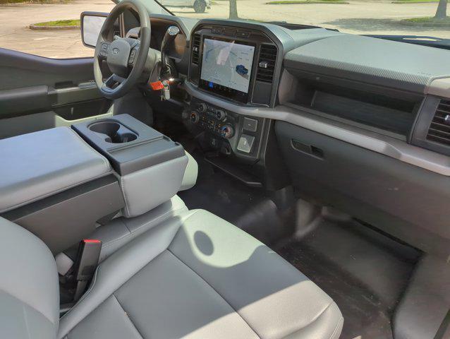 Photo of 2024 Oxford White Ford F-150