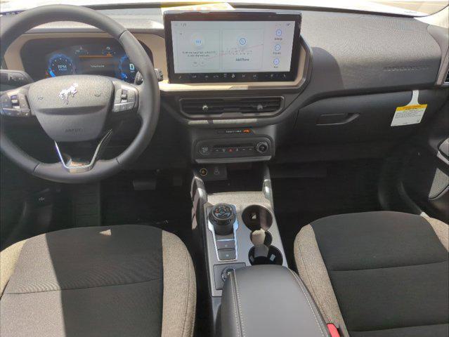Photo of 2025 Oxford White Ford Bronco Sport