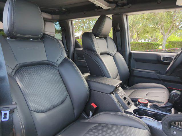 Photo of 2024 Shadow Black Ford Bronco