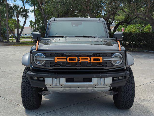 Photo of 2024 Shadow Black Ford Bronco