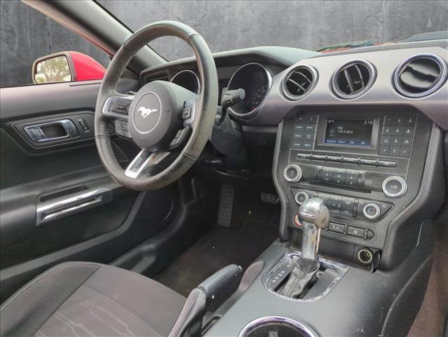Photo of 2016 Race Red Ford Mustang
