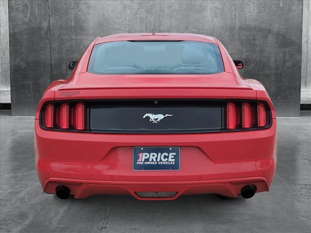Photo of 2016 Race Red Ford Mustang