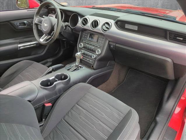 Photo of 2016 Race Red Ford Mustang