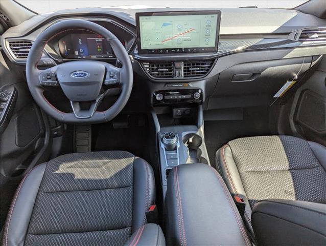 Photo of 2025 Carbonized Gray Metallic Ford Escape