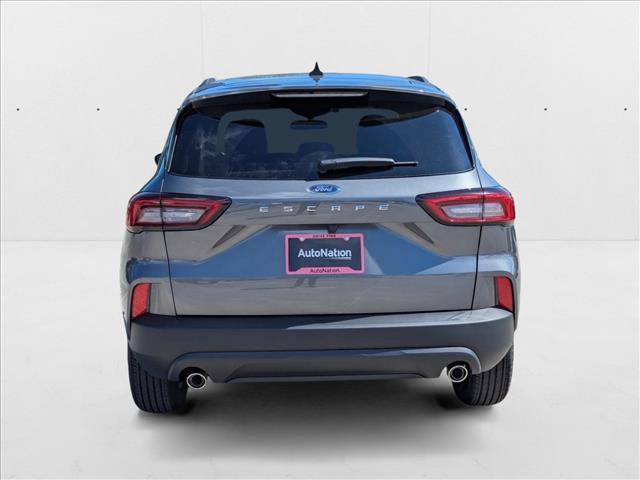 Photo of 2025 Carbonized Gray Metallic Ford Escape