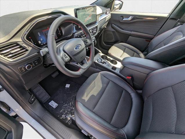 Photo of 2025 Carbonized Gray Metallic Ford Escape