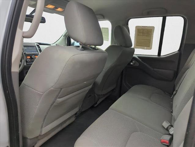 Photo of 2020 Brilliant Silver Metallic Nissan Frontier