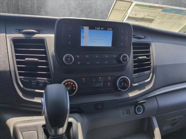 Photo of 2025 Oxford White Ford Transit-250