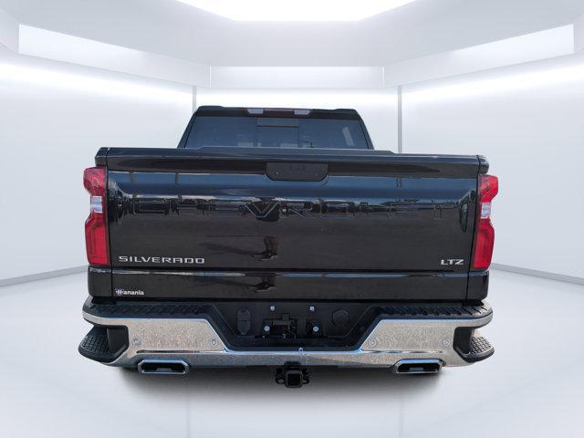Photo of 2022 Black Chevrolet Silverado 1500
